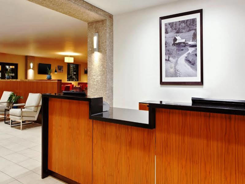 Four Points By Sheraton College Station Buitenkant foto