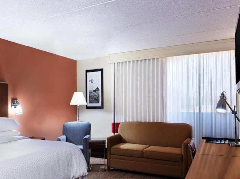 Four Points By Sheraton College Station Buitenkant foto