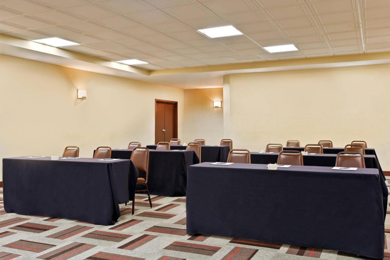 Four Points By Sheraton College Station Buitenkant foto