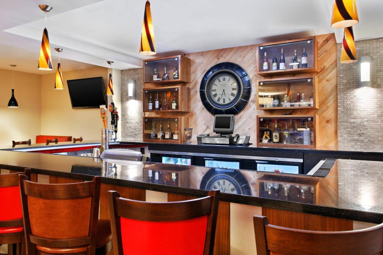 Four Points By Sheraton College Station Buitenkant foto