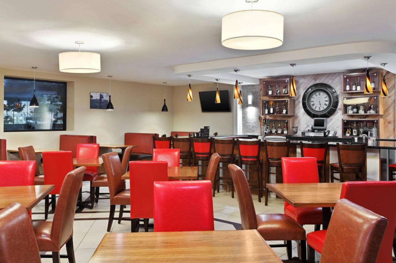 Four Points By Sheraton College Station Buitenkant foto